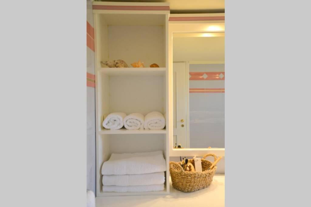 Esperos Seaside Suite In Adamas, Milos Екстер'єр фото