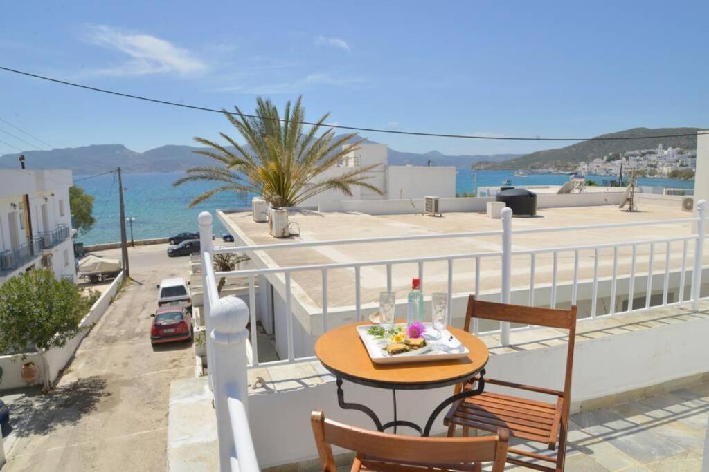 Esperos Seaside Suite In Adamas, Milos Екстер'єр фото