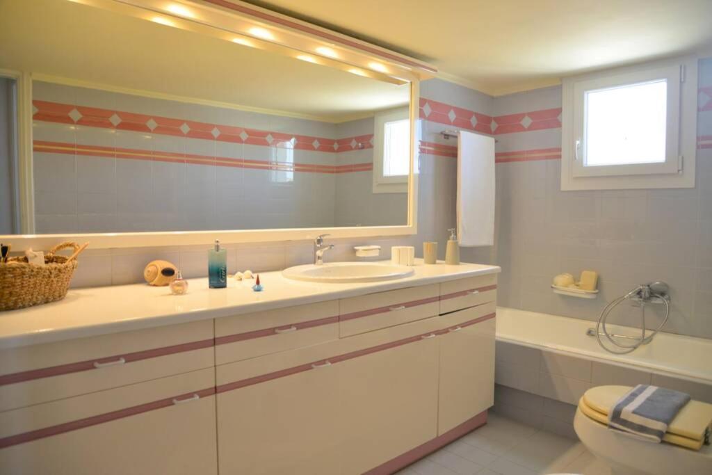 Esperos Seaside Suite In Adamas, Milos Екстер'єр фото